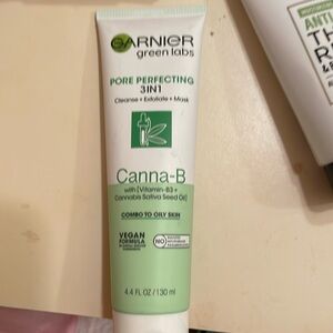 Garnier PORE PERFECTING 3-in-1 Cleanse,  (with Canna-B )Exfoliate+Mask